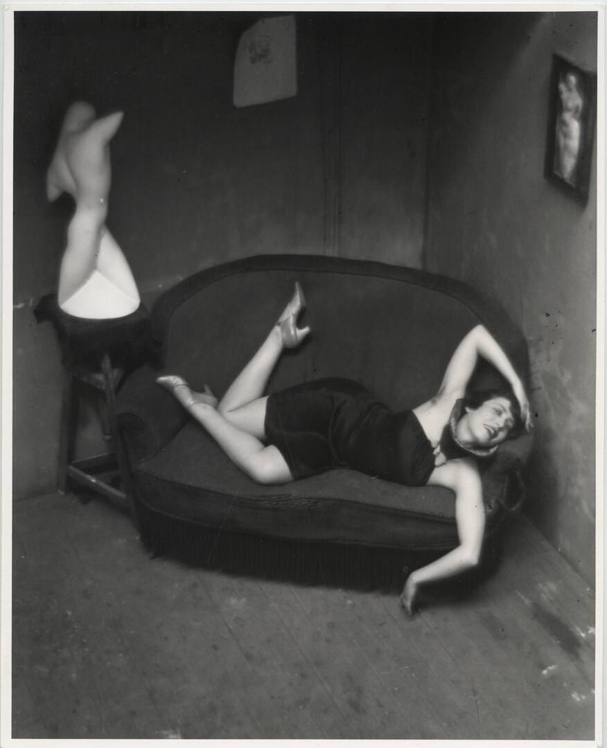 André Kertész - Szatirikus táncosnő (Förstner Magda), Párizs, 1926/1967 © André Kertész Emlékmúzeum tulajdona, Szigetbecse 