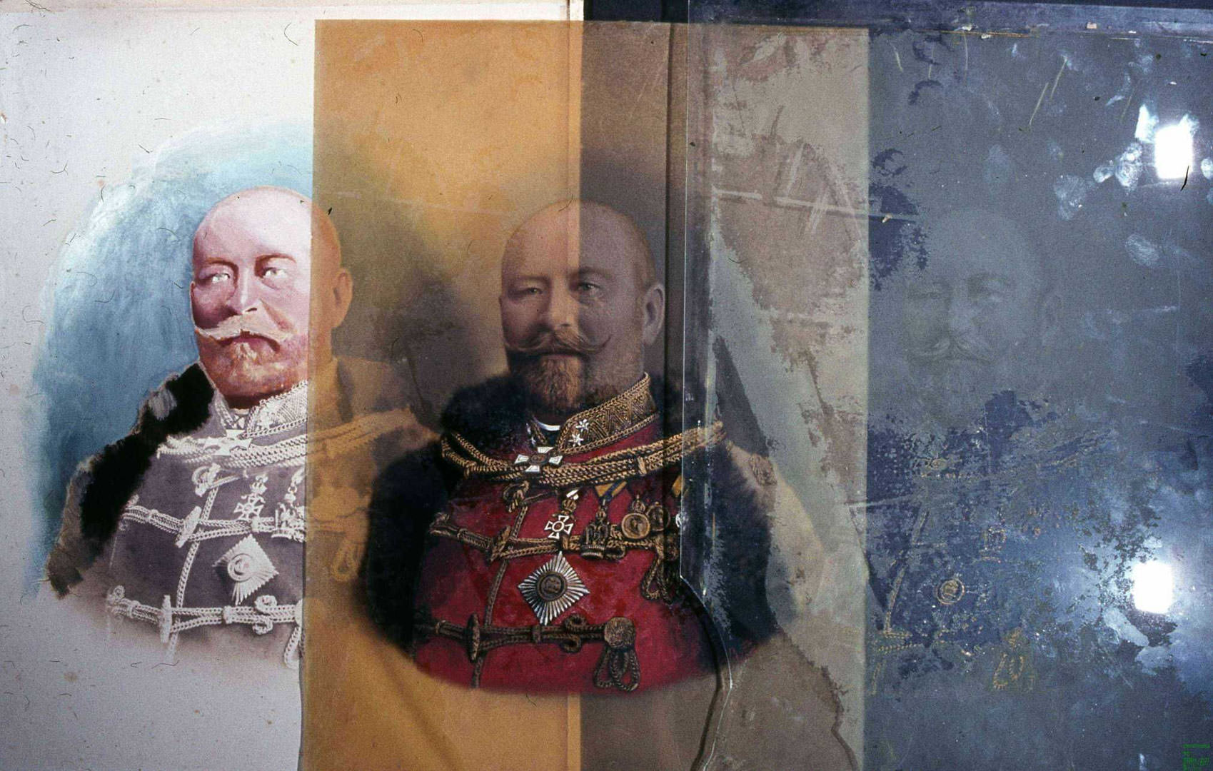 Bihar Ferencet ábrázoló kromotípia rétegei, Uher Ödön fényképe alapján. Bihar Ferenc (Debrecen, 1847. december 20. – Budapest, 1920. május 17.) magyar  katonatiszt, az 1905–1906-os magyarországi belpolitikai válság idején honvédelmi miniszter a Fejérváry-féle „darabontkormányban”.