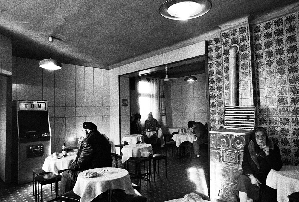 Frankl Aliona: Oázis Presszó, Kispest, 1996 © Frankl Aliona