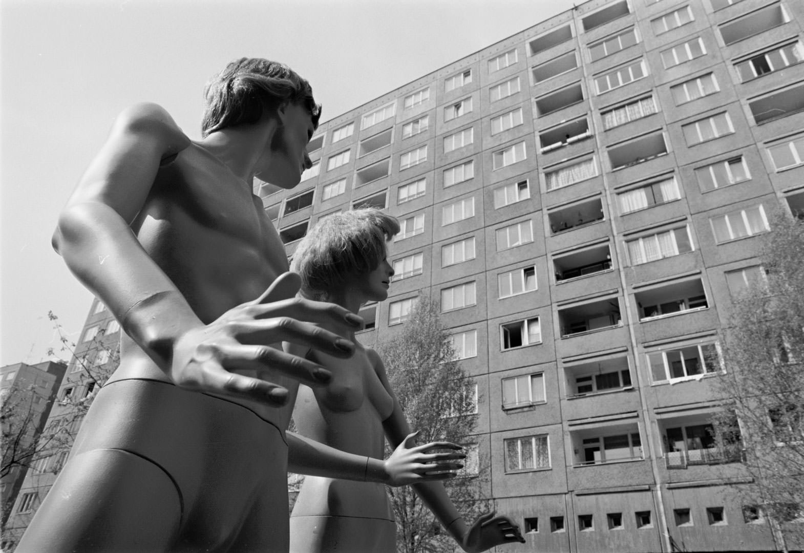 Kiss-Kuntler Árpád: Lakógép (részlet a sorozatból), Batha Lászlóval közösen, 1984 © Kiss-Kuntler Árpád