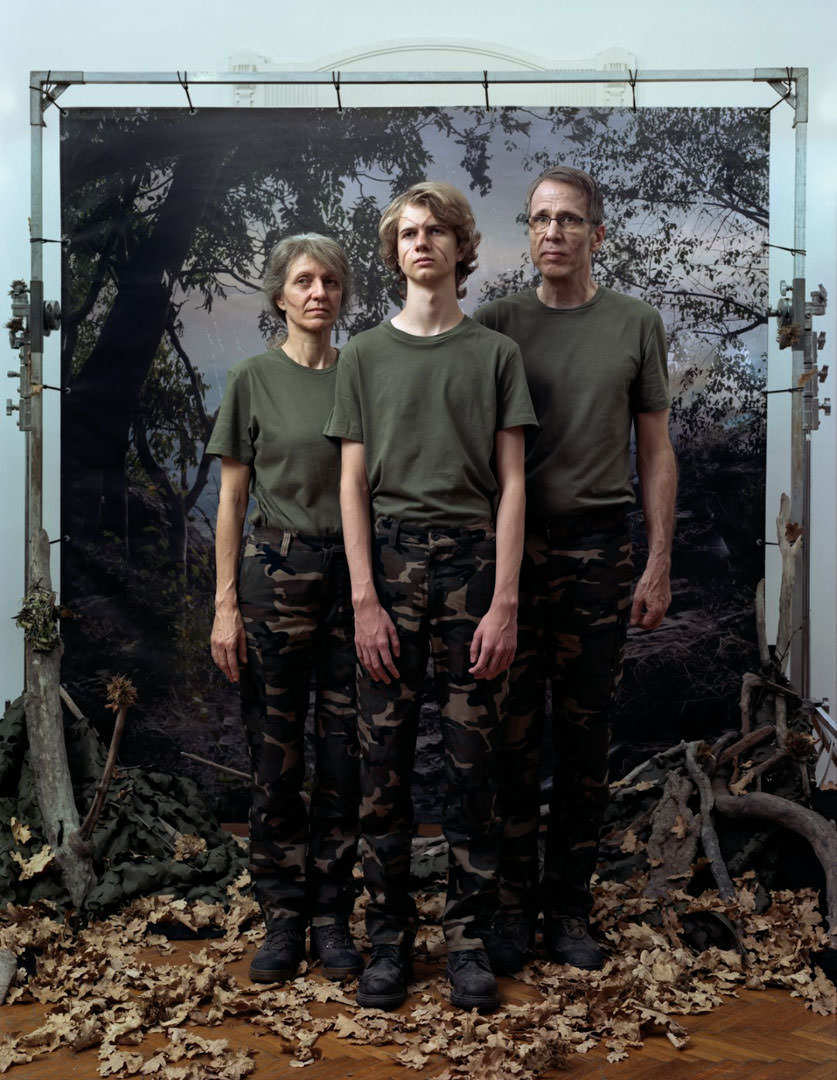 Bognár Benedek: CUI PRODEST, részlet a sorozatból | from the series © Bognár Benedek