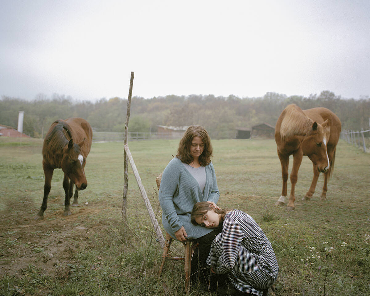Gajewszky Anna: Ne sírj Anyám, így kell ennek lenni, részlet a sorozatból | Mother Don’t You Cry, from the series © Anna Gajewszky