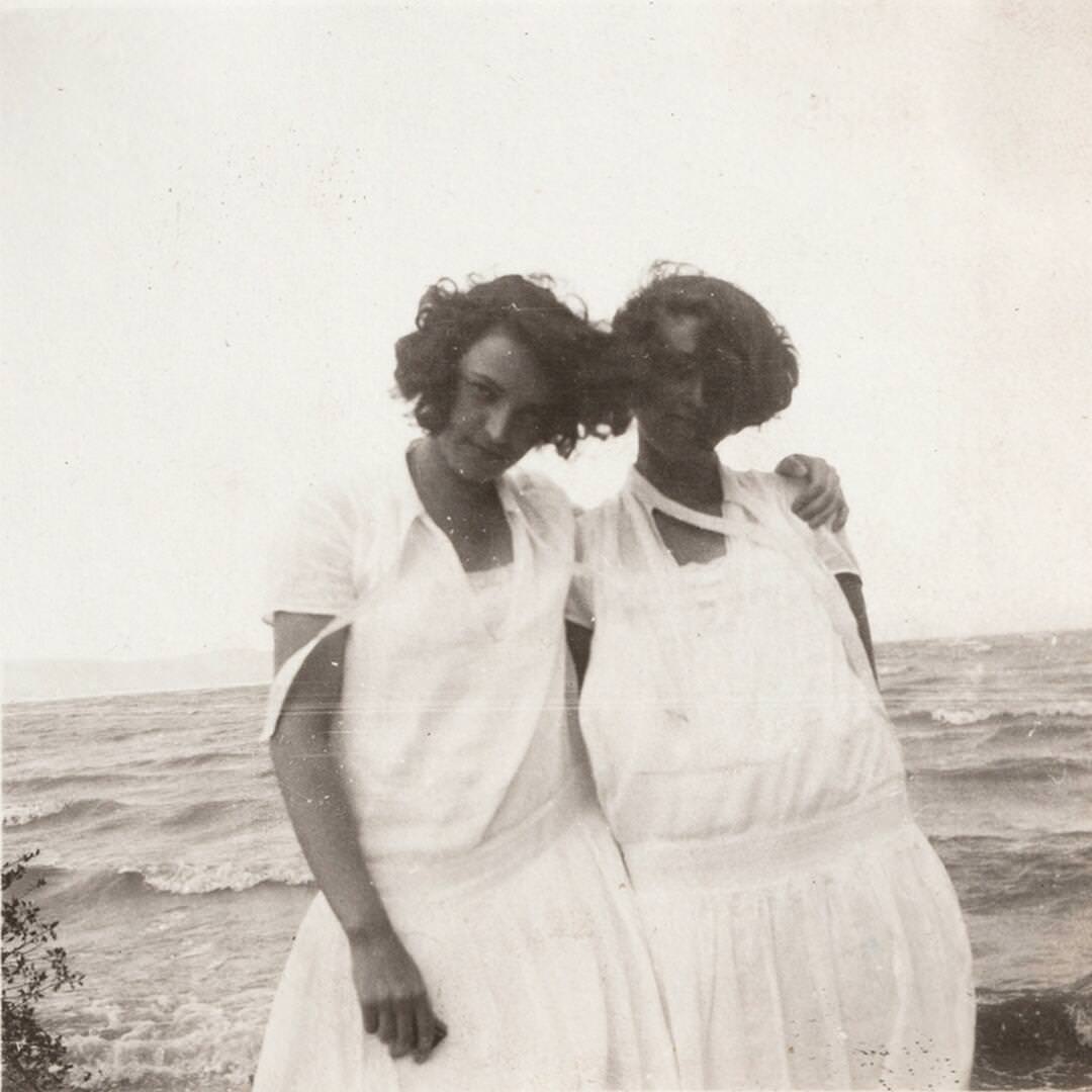 Anna Kereszty - Sky Meets Water