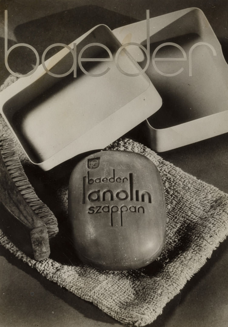 Aczél Márta: Cím nélkül  (baeder), c1935 (zselatinos ezüst nagyítás, 178x125 mm)