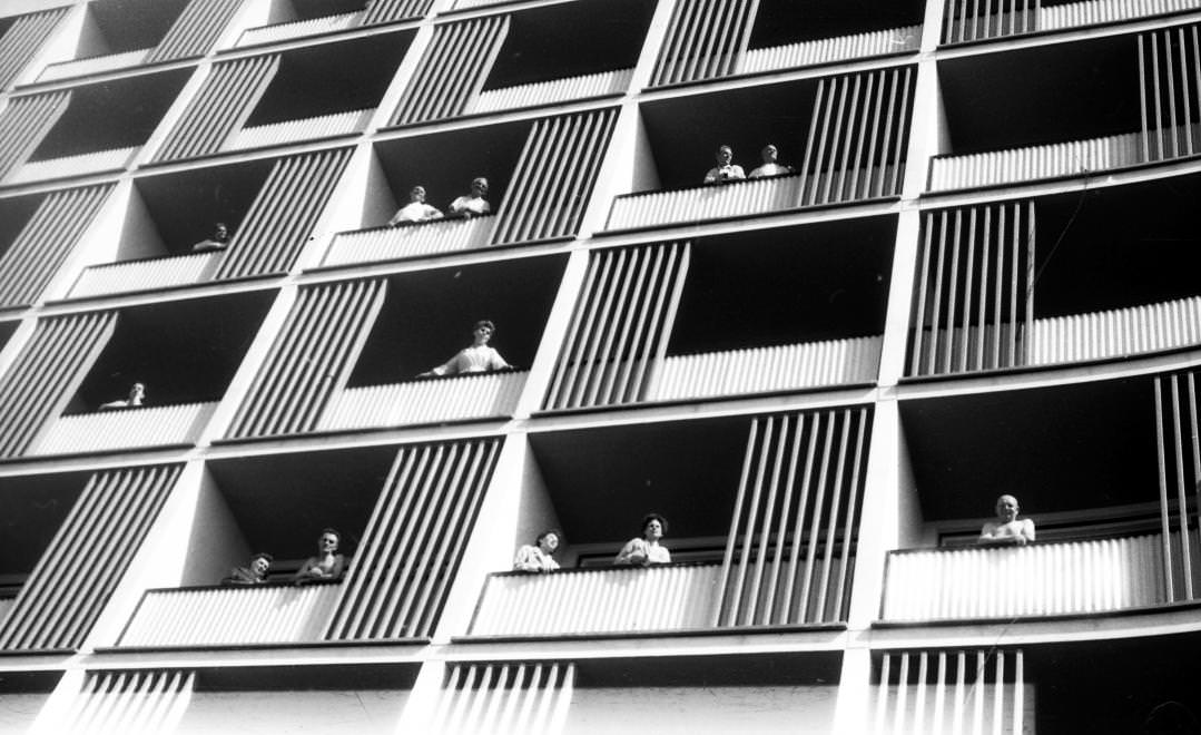 Urbán Tamás: SZOT Béke gyógyüdülő, Hajdúszoboszló, 1963 © Urbán Tamás/Fortepan